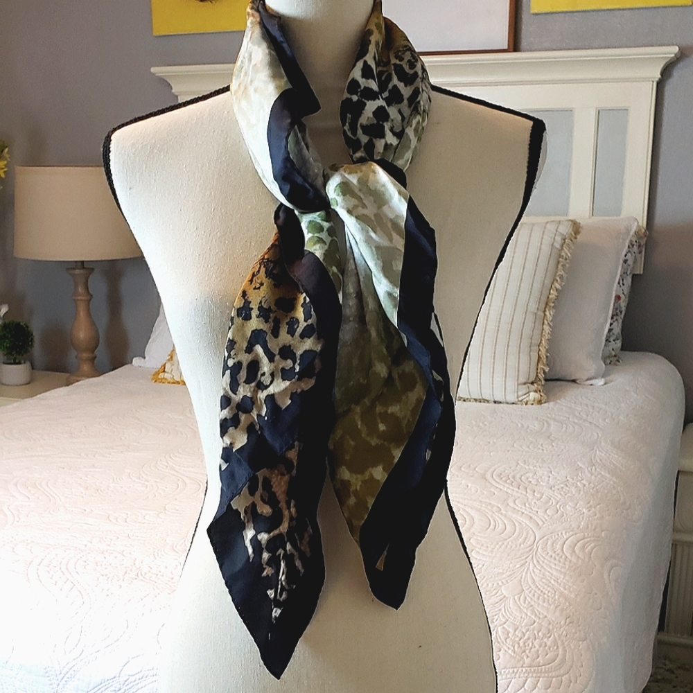Adrienne Landau Silk Leopard print scarf